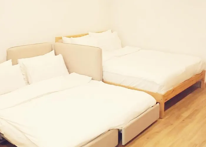 Live Like A Local In Ekkamai Apartamento