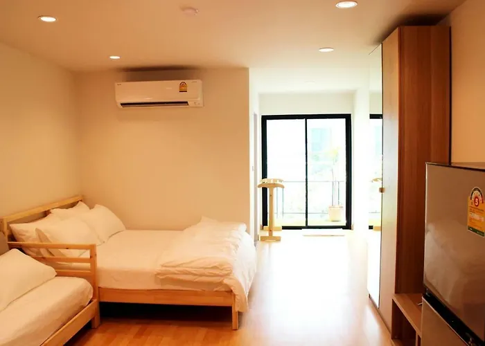 Live Like A Local In Ekkamai Apartamento Bangkok