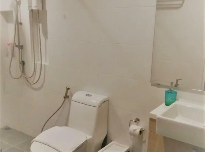 Live Like A Local In Ekkamai Apartamento Bangkok