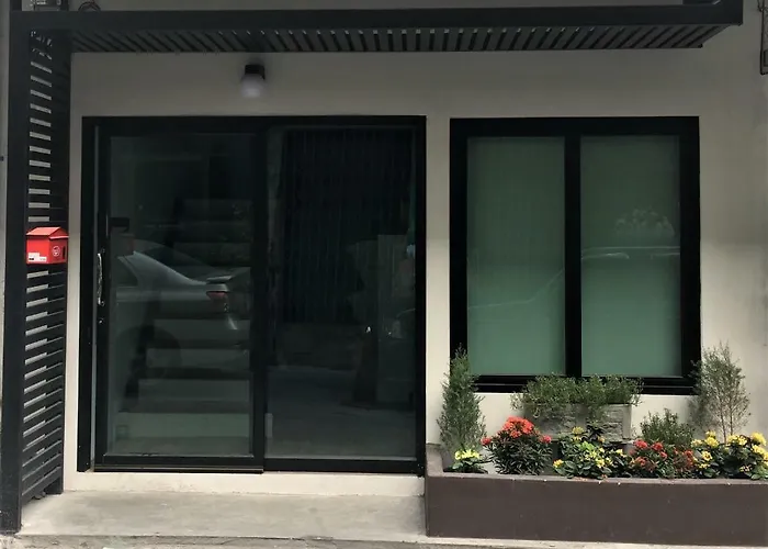 Apartamento Live Like A Local In Ekkamai